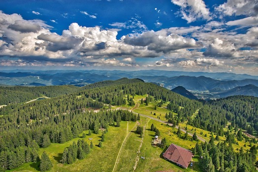 eb35b00b29f5053ecd0b4204e2445b97e674e3d218b1194891_1920 Transfer money to Bulgaria