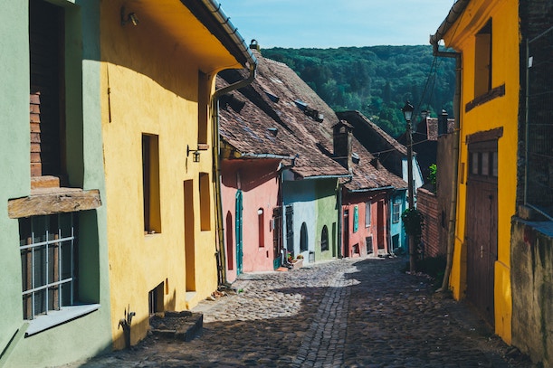 Transfer money to Romania