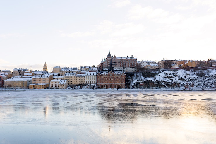 Transfer money to Sweden
