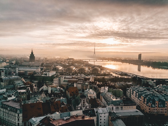 Transfer money to Latvia