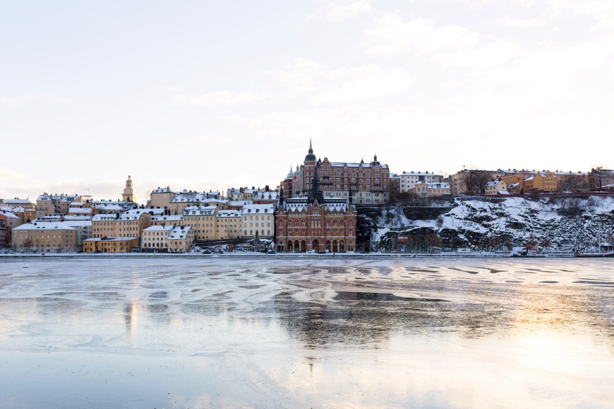 send money to sweden